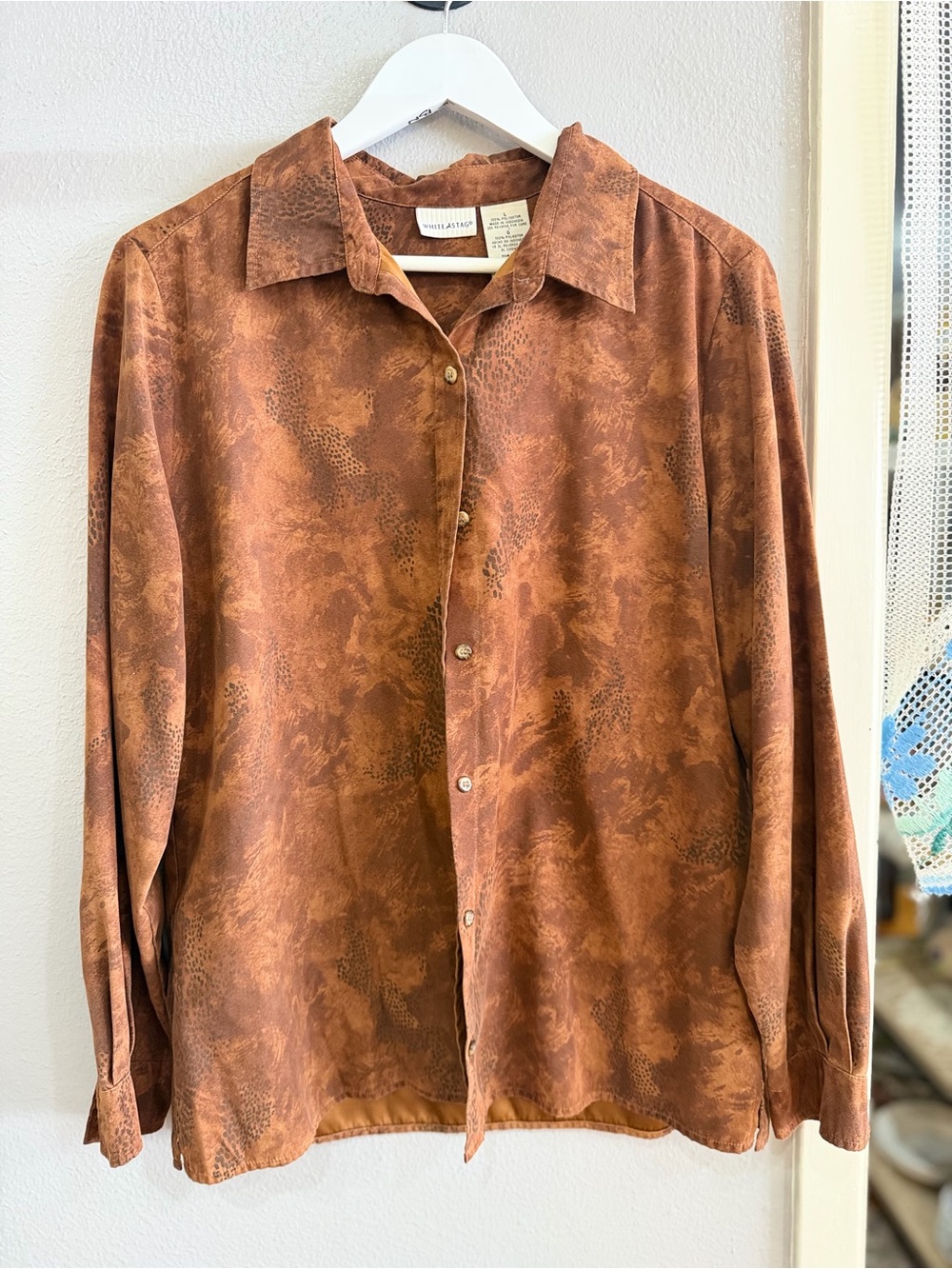 White Stag Brown Patterned Long-Sleeve Button-Down Shirt